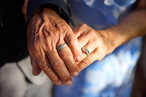 mobile - carousel-hero-element image-3